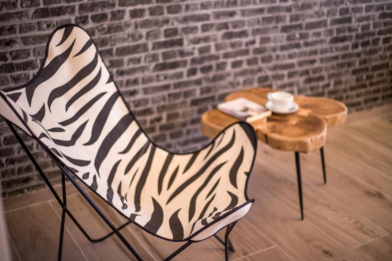 Moscha Hotel ファリラキ エクステリア 写真